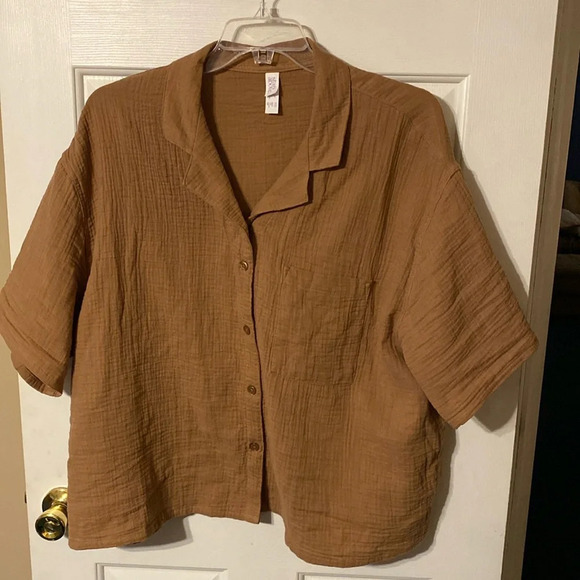 Women’s STARS ABOVE XXL CREAM BROWN  WITH‎ A TEXTURED DESIGN BLOUSE - Picture 1 of 7